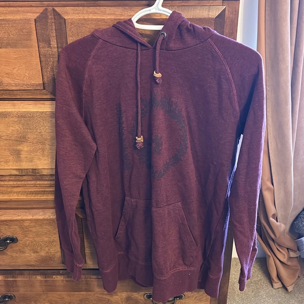 tentree Maroon Sweater